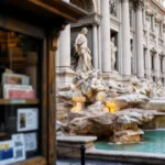 scopri perché viene venduto il biglietto per visitare la fontana di trevi, un monumento che dovrebbe essere accessibile gratuitamente a tutti i visitatori.